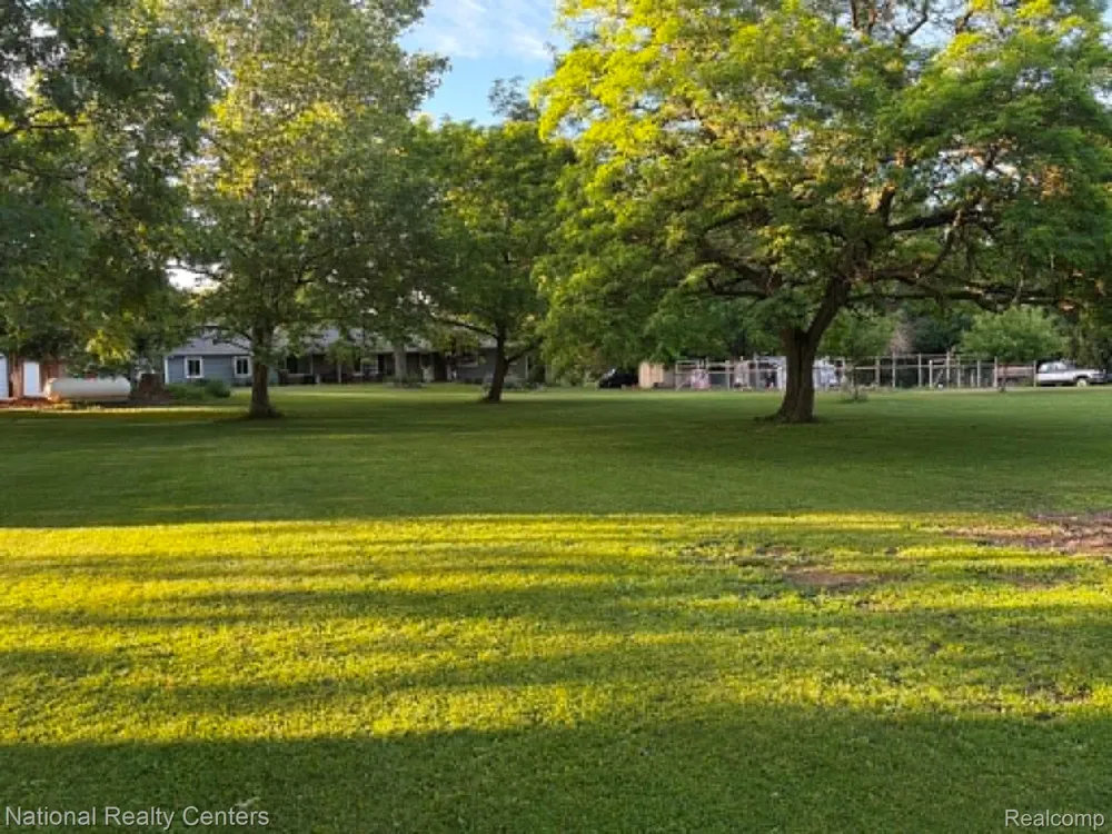 1330 Brauer Road Metamora Township, MI 48371