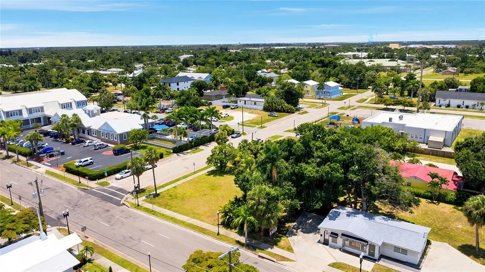261 E OLYMPIA AVENUE Punta Gorda, FL 33950