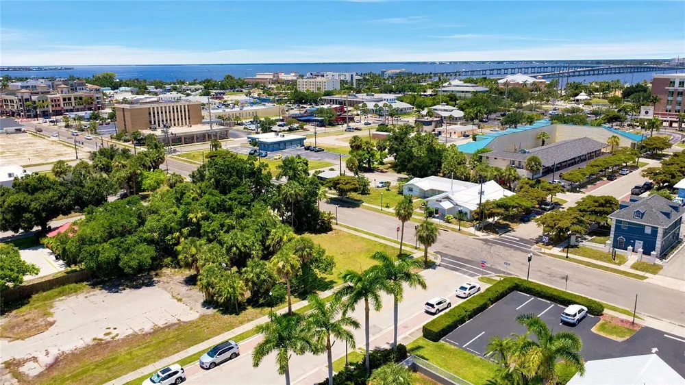 261 E OLYMPIA AVENUE Punta Gorda, FL 33950