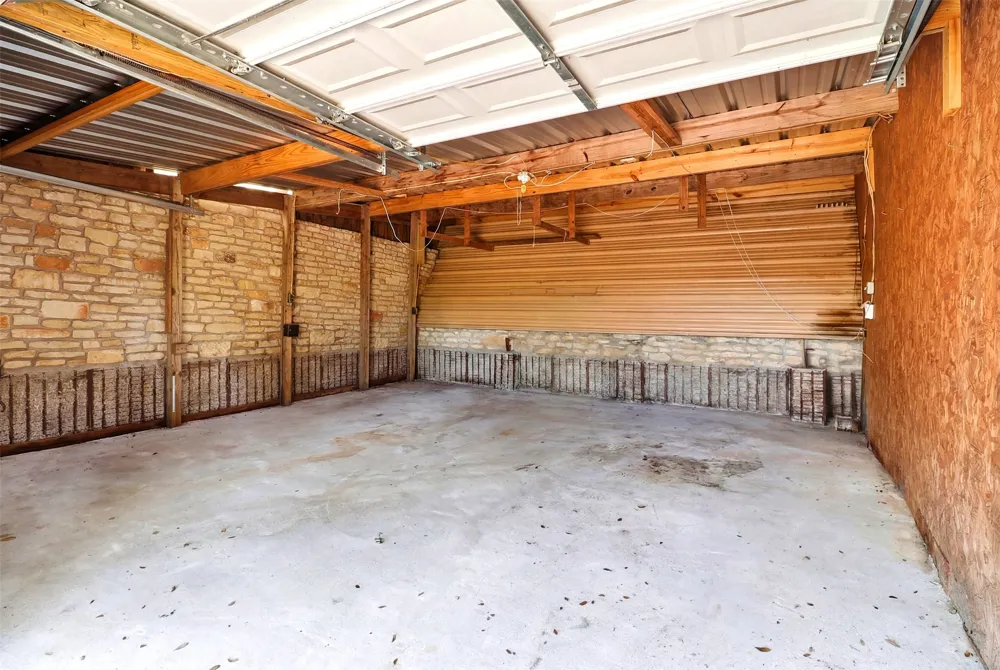 108 County Road 139C Burnet, TX 78611