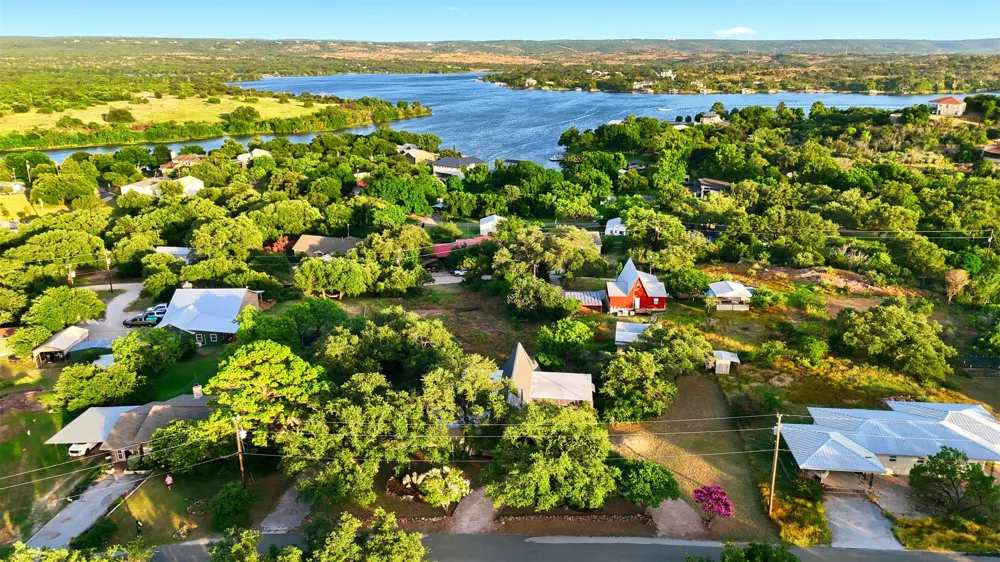 108 County Road 139C Burnet, TX 78611