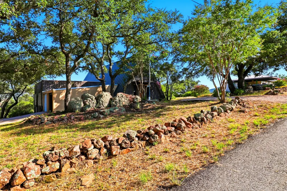 108 County Road 139C Burnet, TX 78611