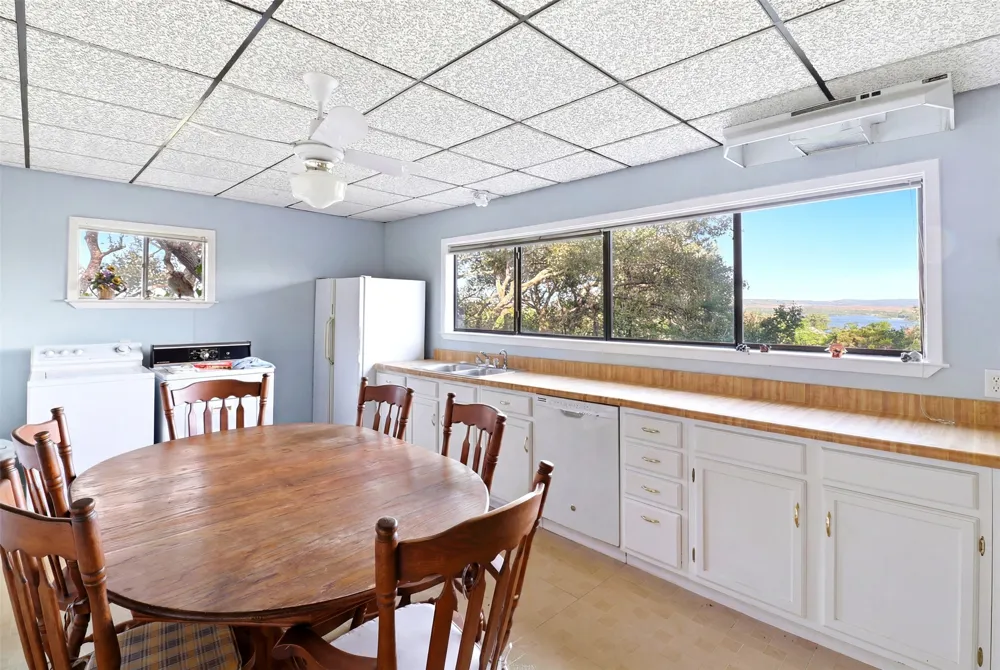108 County Road 139C Burnet, TX 78611