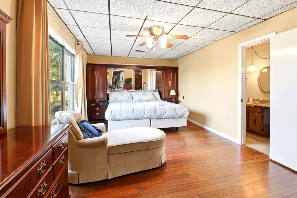108 County Road 139C Burnet, TX 78611