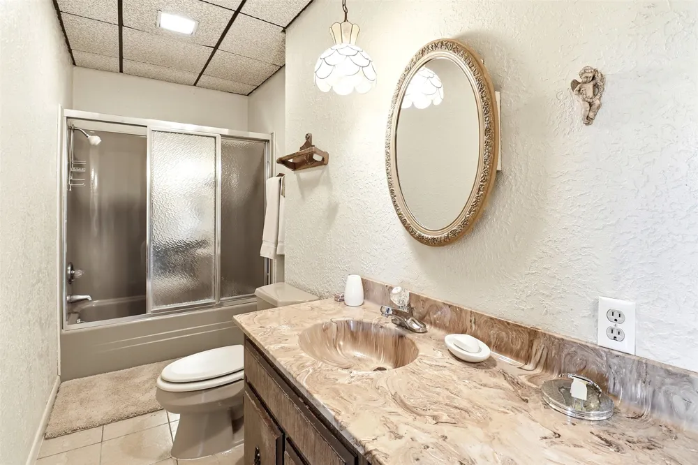 108 County Road 139C Burnet, TX 78611