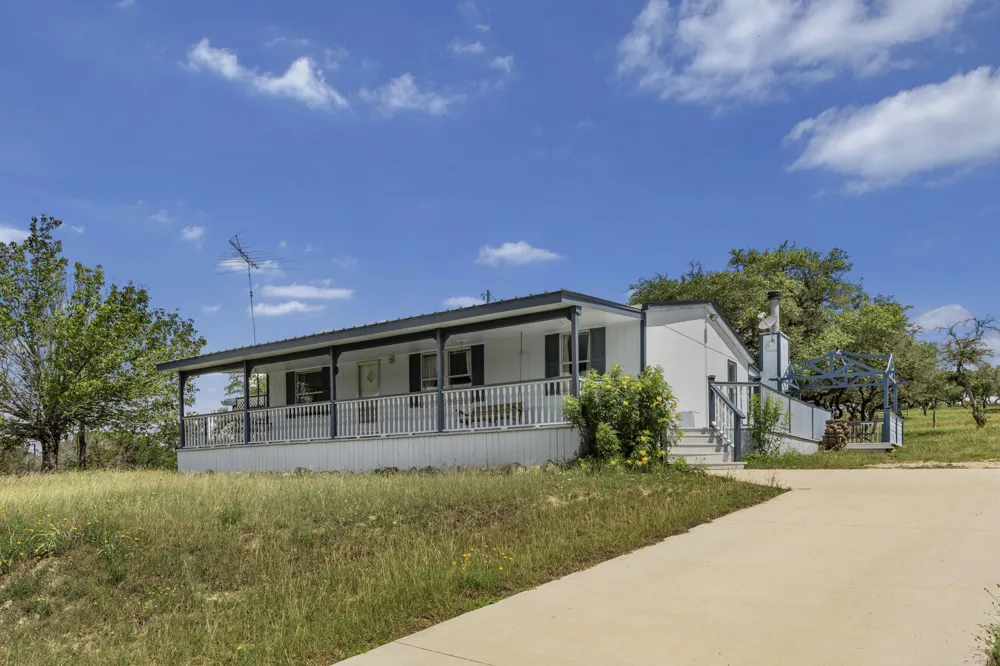 1222 Wegener Trail Fischer, TX 78623