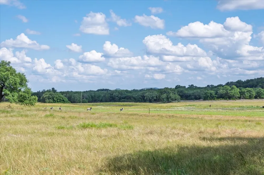 2340 County Road 152 Purmela, TX 76566