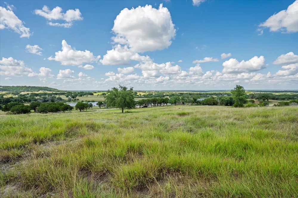 2340 County Road 152 Purmela, TX 76566