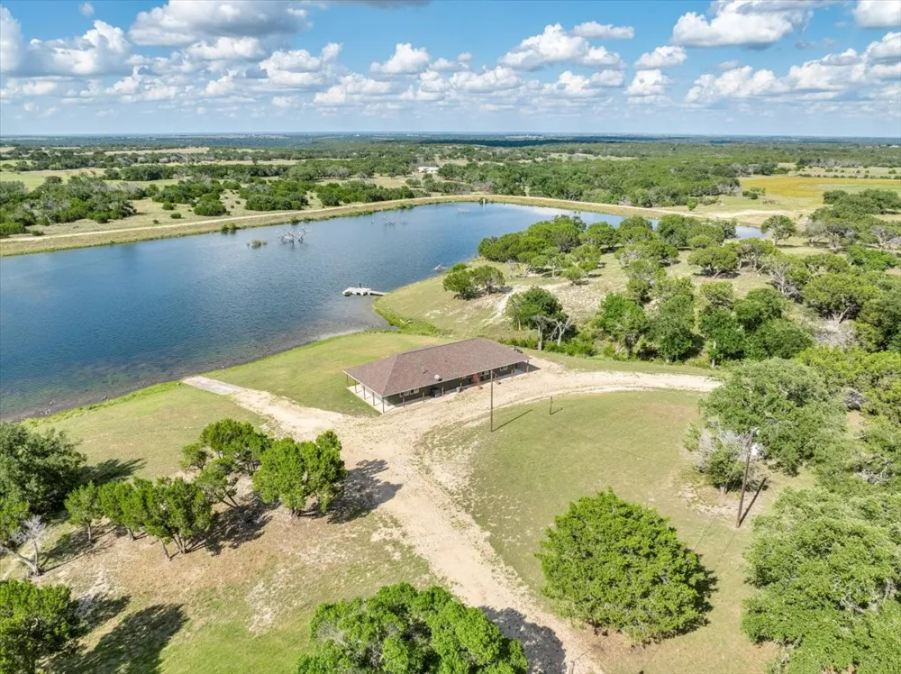 2340 County Road 152 Purmela, TX 76566
