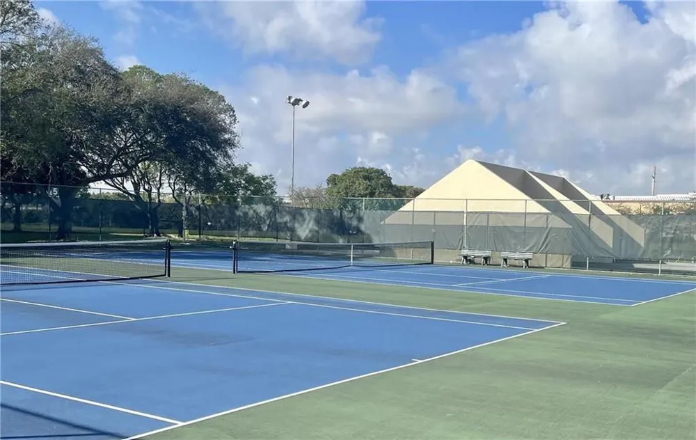 2307 S Cypress Bend Drive #207a Pompano Beach, FL 33069