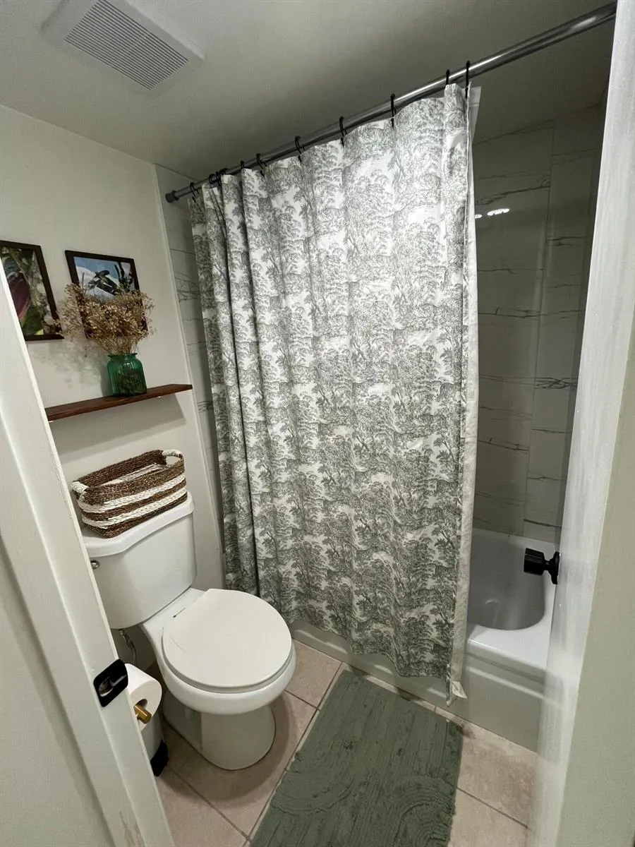 2307 S Cypress Bend Drive #207a Pompano Beach, FL 33069