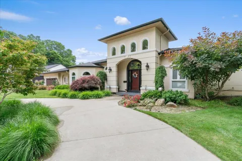 415 Curwood Drive