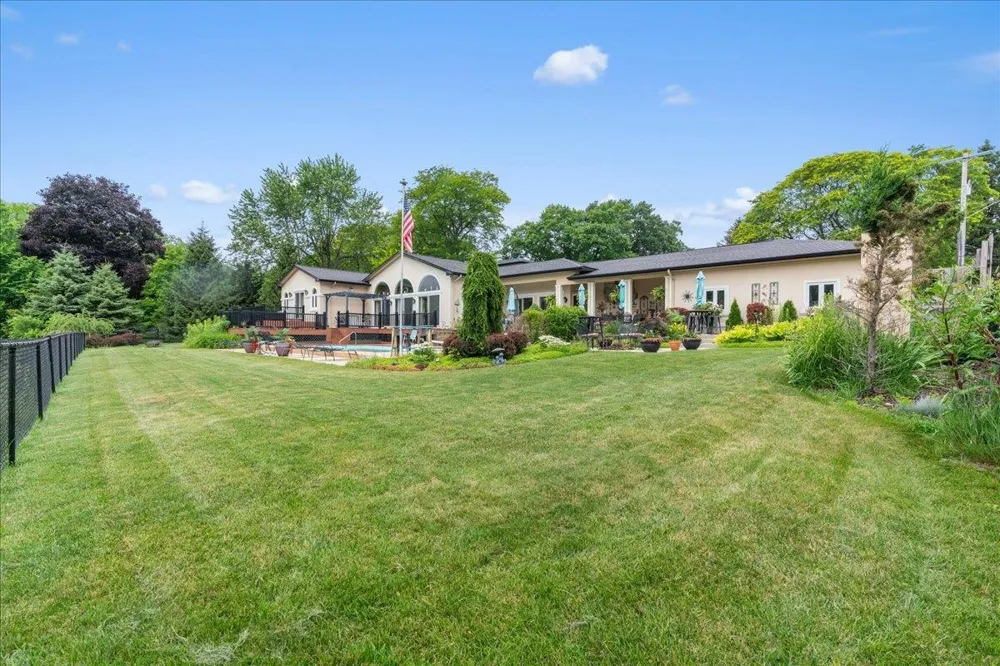 415 Curwood Drive Owosso City, MI 48867