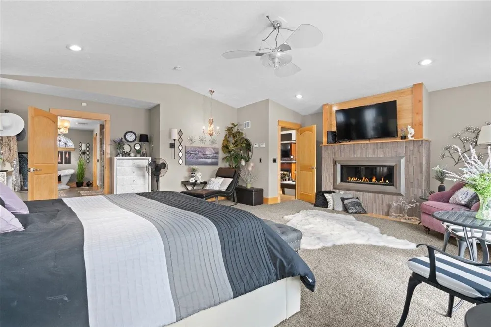 415 Curwood Drive Owosso City, MI 48867