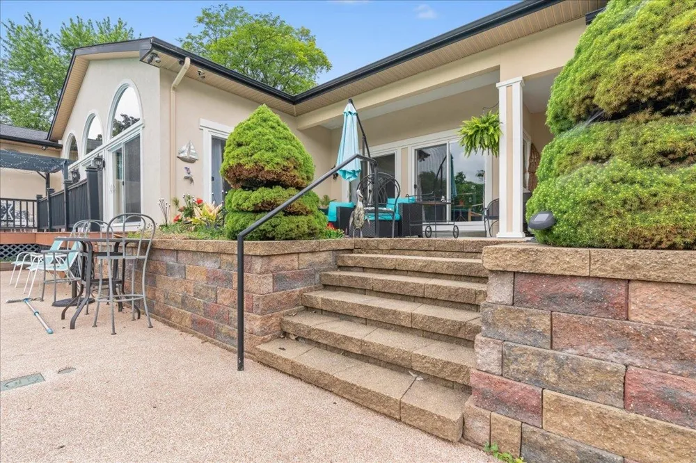 415 Curwood Drive Owosso City, MI 48867