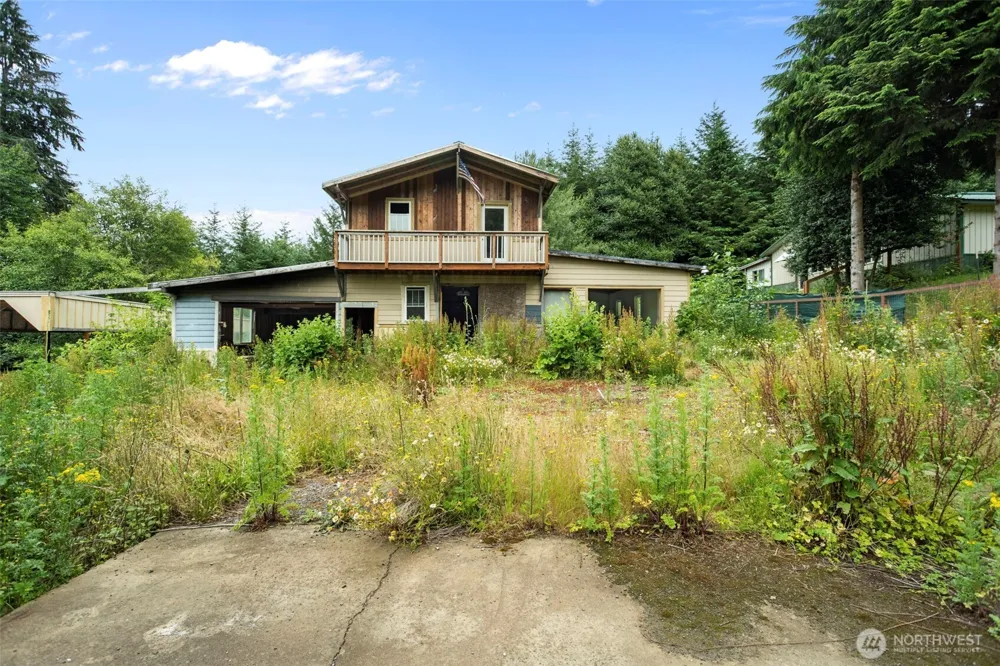 13500 NE 406th Street Amboy, WA 98601