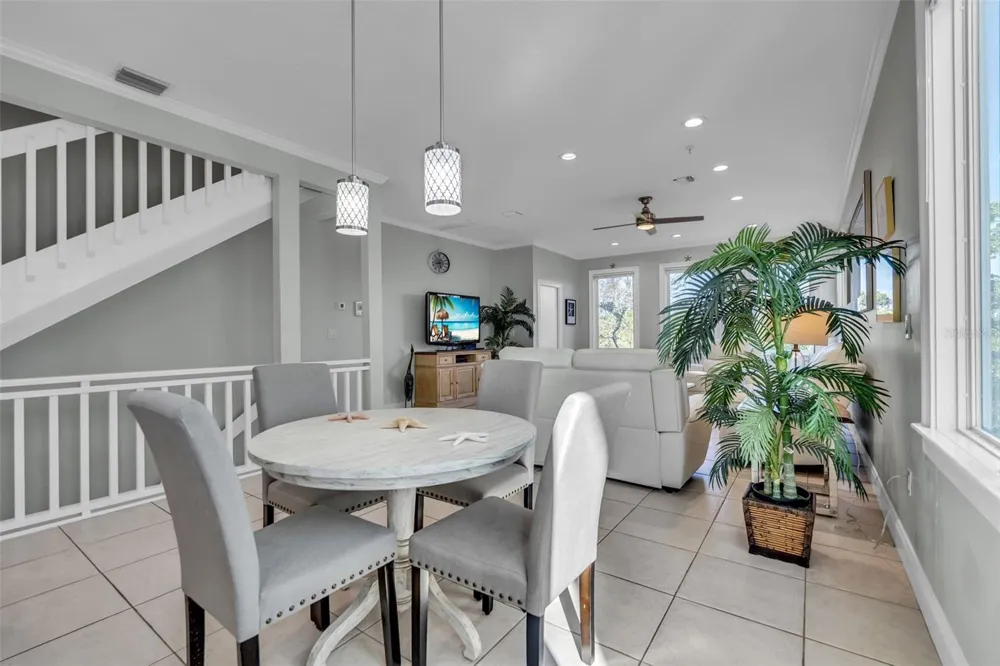 848 EVERGREEN WAY Longboat Key, FL 34228