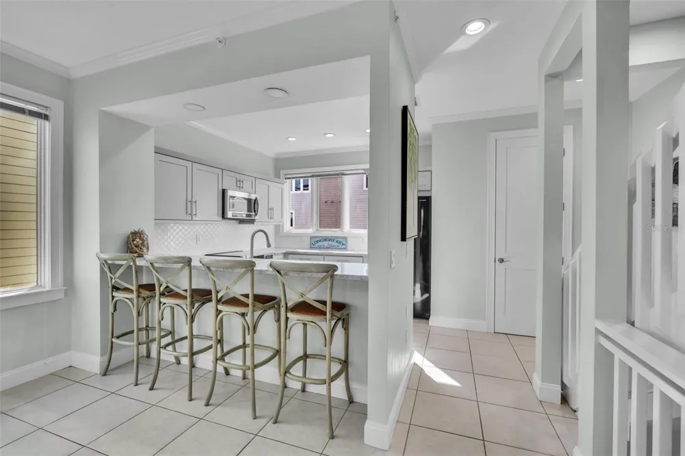 848 EVERGREEN WAY Longboat Key, FL 34228