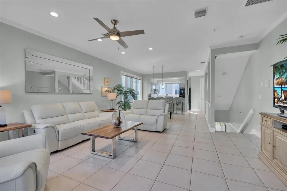 848 EVERGREEN WAY Longboat Key, FL 34228