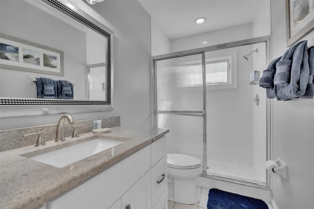 848 EVERGREEN WAY Longboat Key, FL 34228