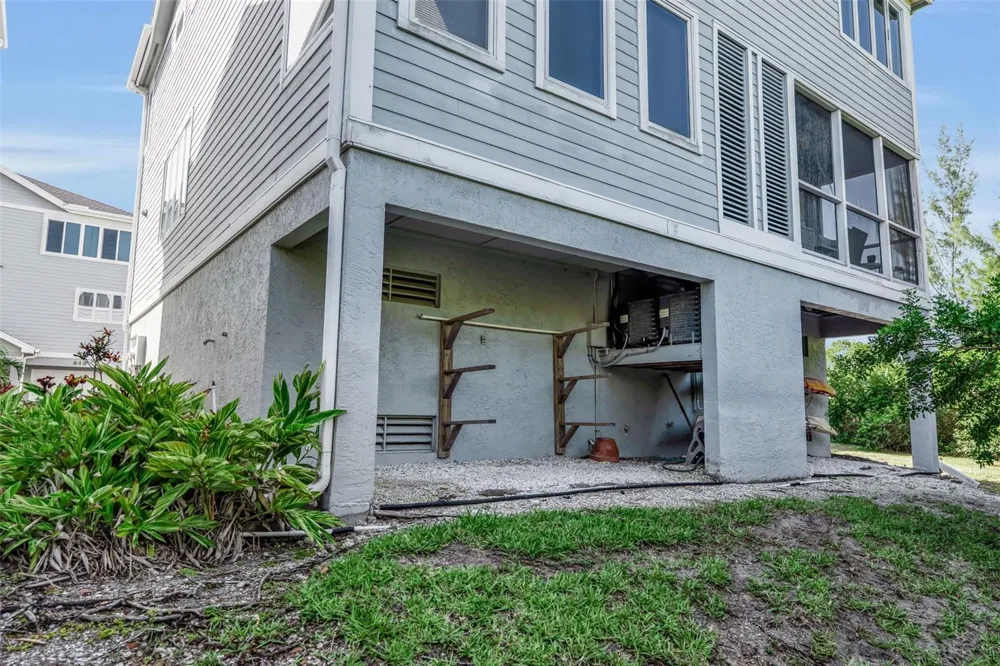 848 EVERGREEN WAY Longboat Key, FL 34228