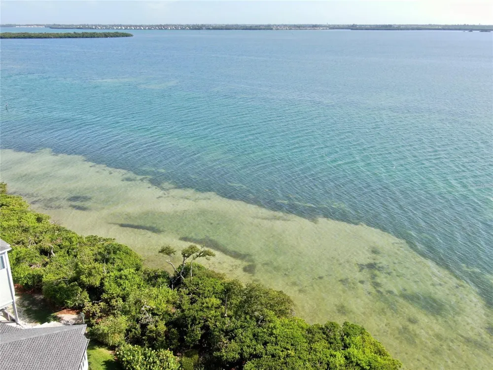 848 EVERGREEN WAY Longboat Key, FL 34228