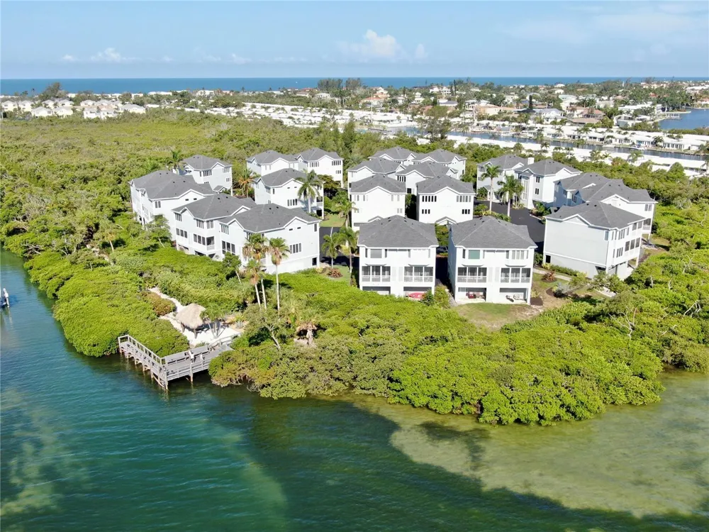 848 EVERGREEN WAY Longboat Key, FL 34228