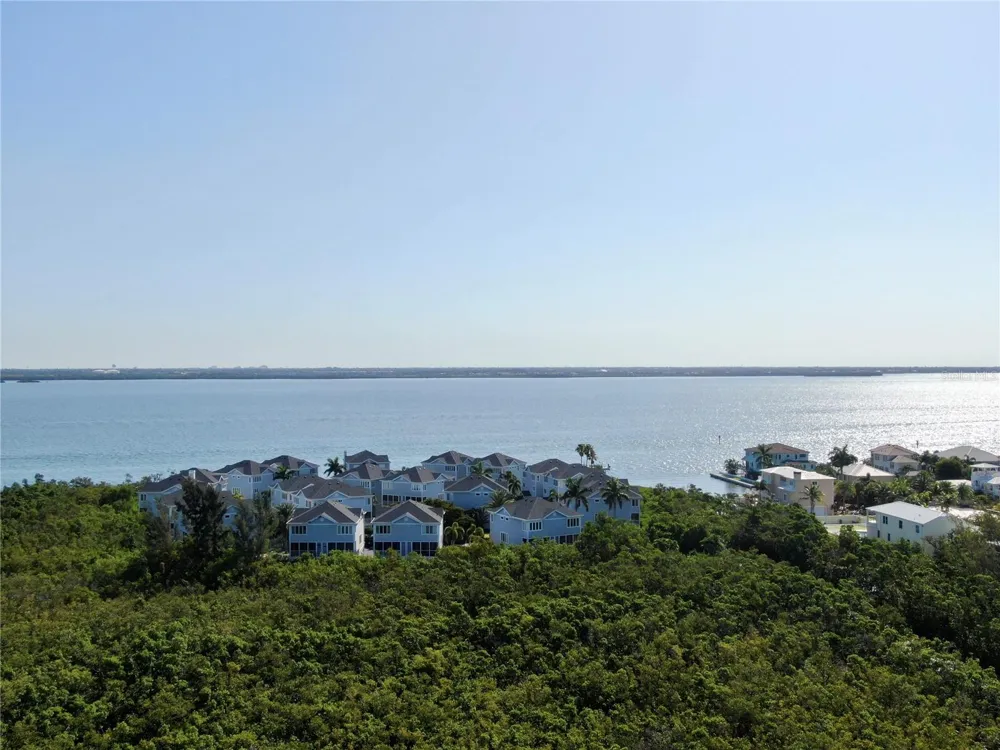 848 EVERGREEN WAY Longboat Key, FL 34228