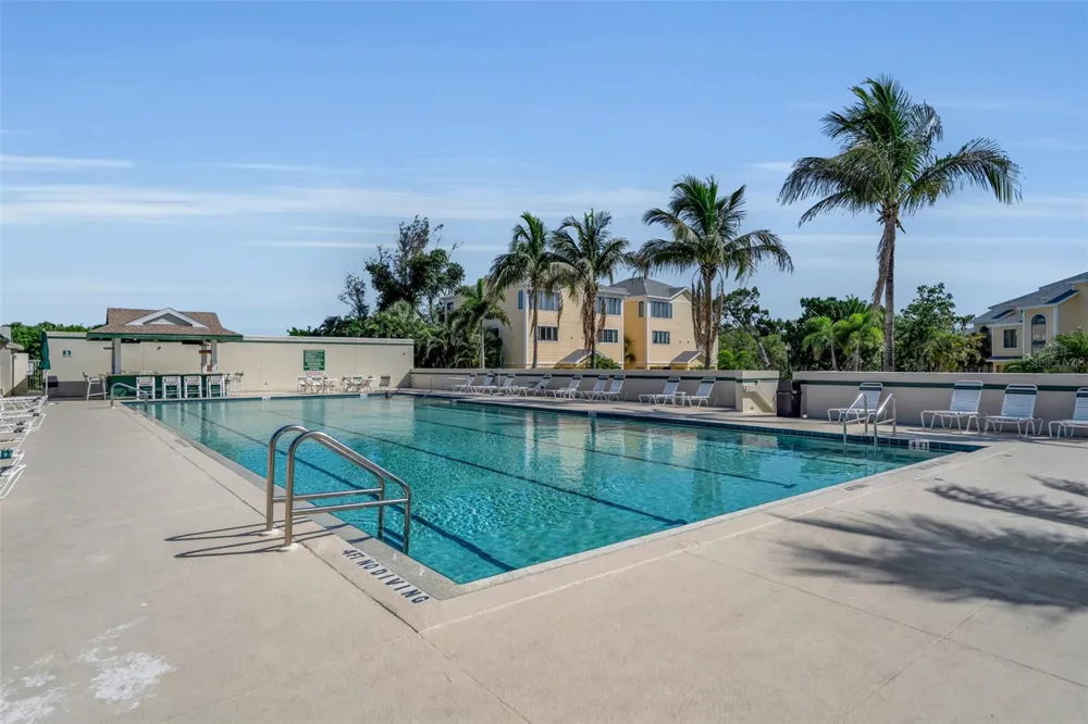 848 EVERGREEN WAY Longboat Key, FL 34228