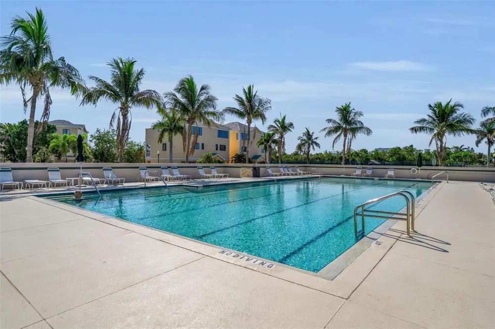 848 EVERGREEN WAY Longboat Key, FL 34228