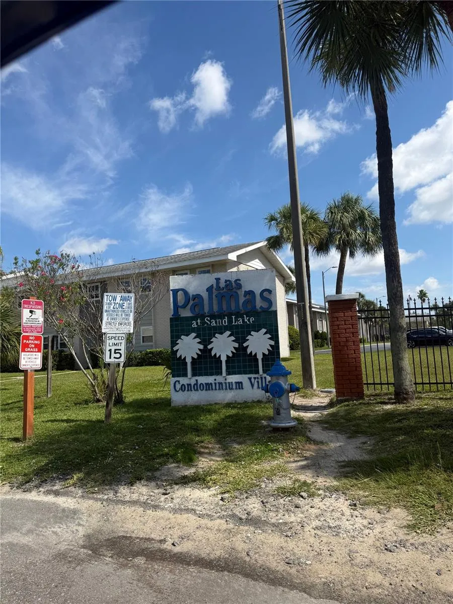 861 SKY LAKE CIRCLE #C Orlando, FL 32809