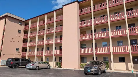 4087 LAKE BAYSHORE DRIVE #312