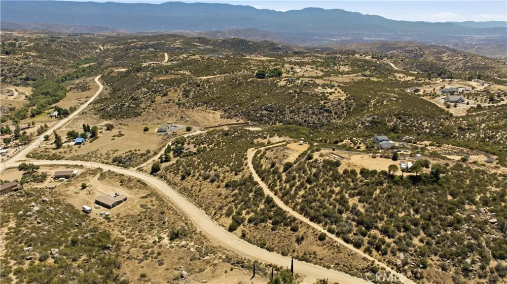 894 Sunnybrook Circle Aguanga, CA 92536