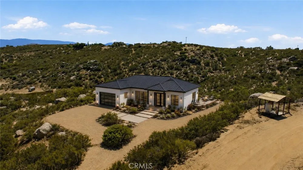 894 Sunnybrook Circle Aguanga, CA 92536