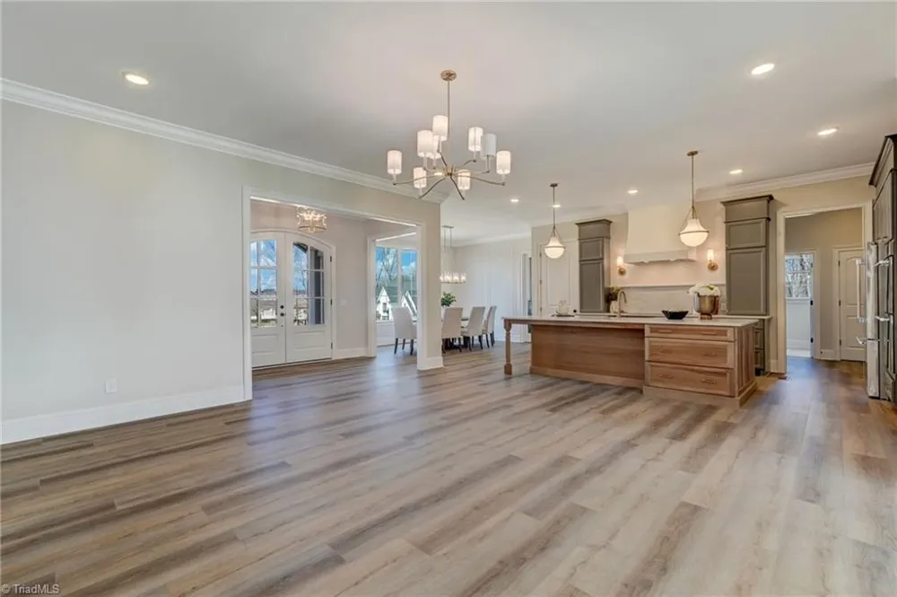 6806 Brennan Way Oak Ridge, NC 27310