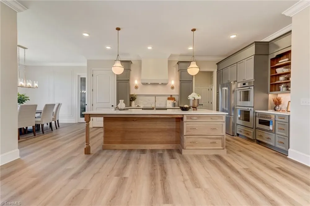 6806 Brennan Way Oak Ridge, NC 27310