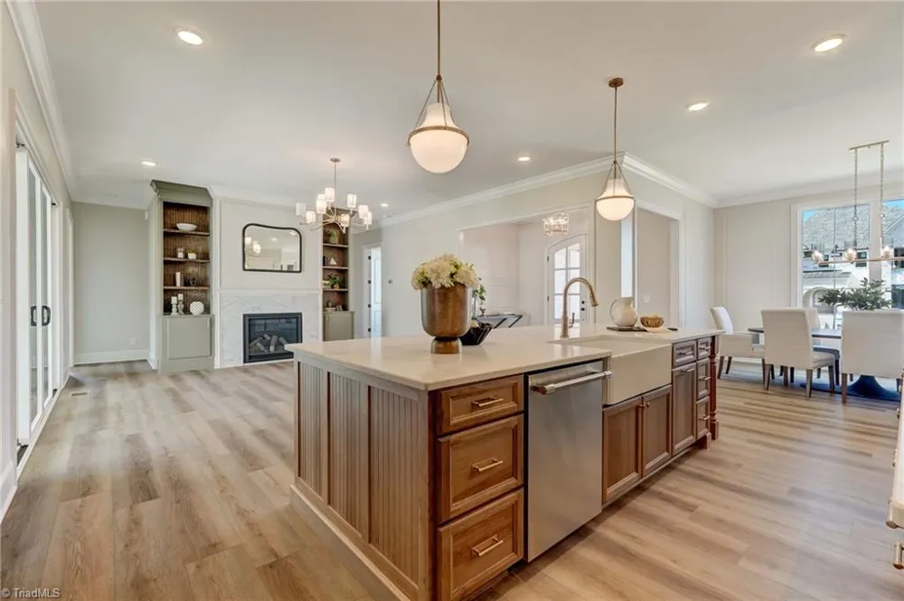 6806 Brennan Way Oak Ridge, NC 27310
