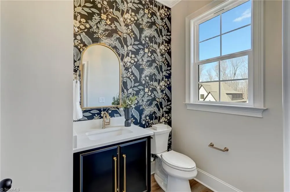 6806 Brennan Way Oak Ridge, NC 27310