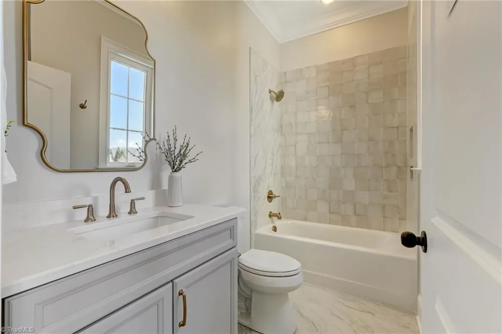6806 Brennan Way Oak Ridge, NC 27310