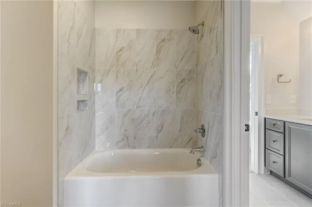 6806 Brennan Way Oak Ridge, NC 27310