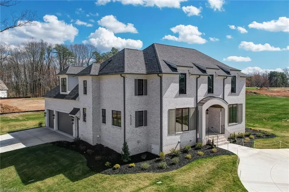 6806 Brennan Way Oak Ridge, NC 27310