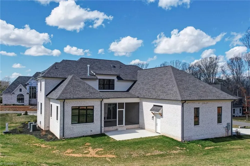 6806 Brennan Way Oak Ridge, NC 27310