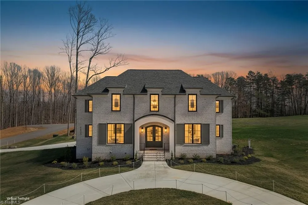 6806 Brennan Way Oak Ridge, NC 27310