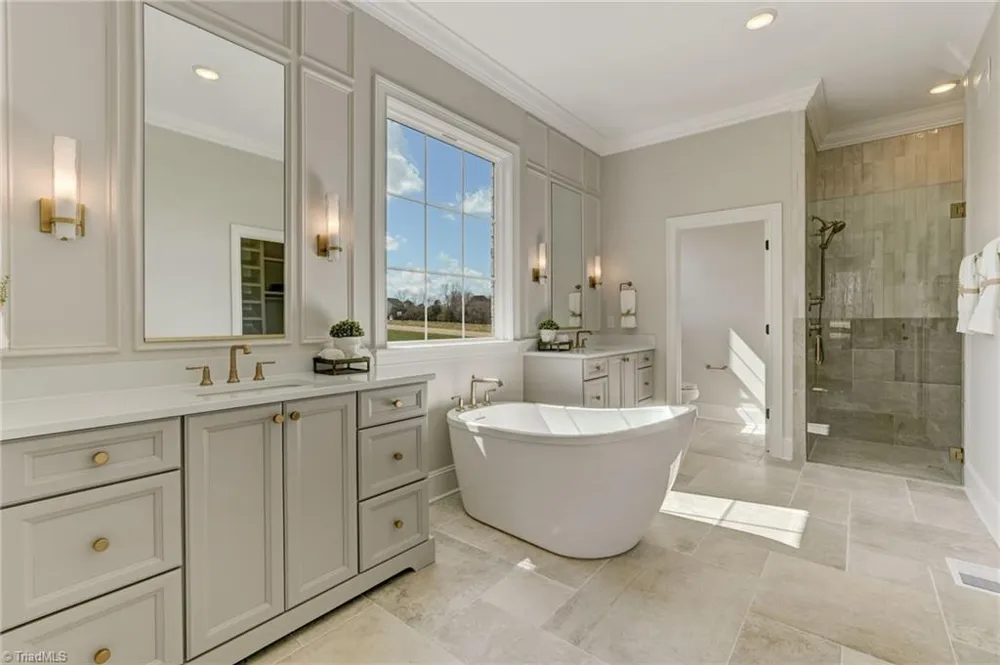 6806 Brennan Way Oak Ridge, NC 27310