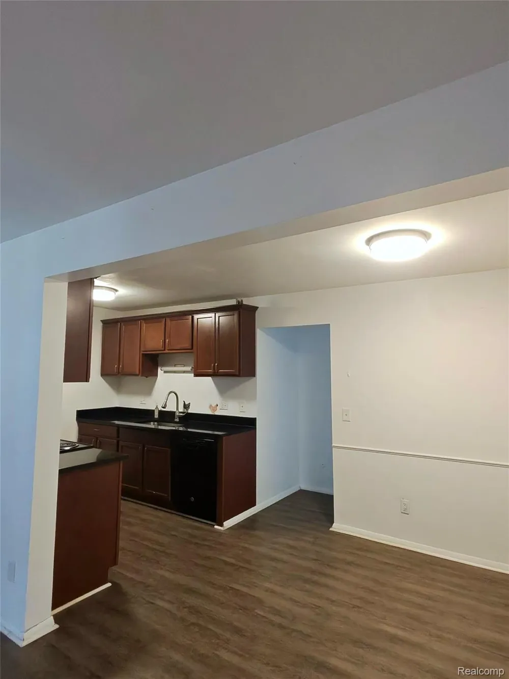 25301 Five mile #130 Redford Charter Township, MI 48239