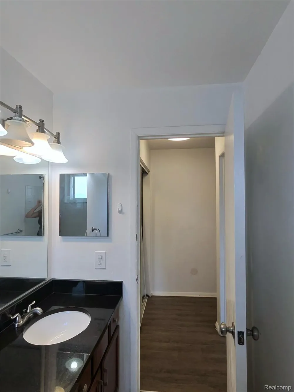 25301 Five mile #130 Redford Charter Township, MI 48239