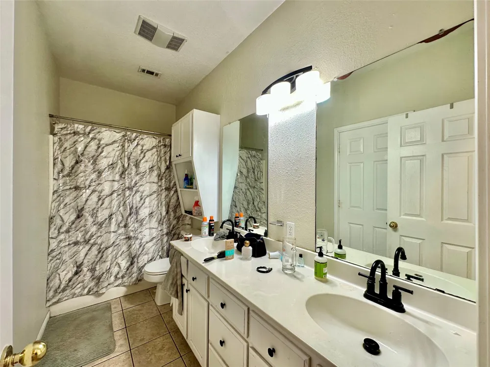 1231 Wood Avenue #D Waco, TX 76706