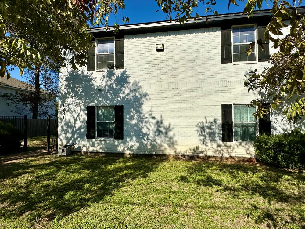 1231 Wood Avenue #D Waco, TX 76706