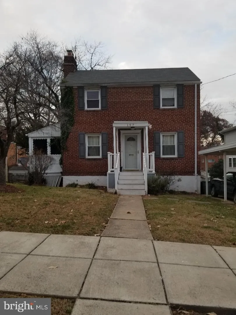 157 CHESAPEAKE STREET SW Washington, DC 20032