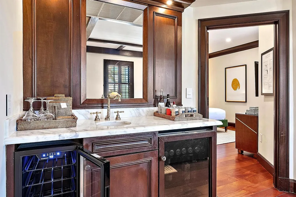 301 Australian Avenue #301 Palm Beach, FL 33480